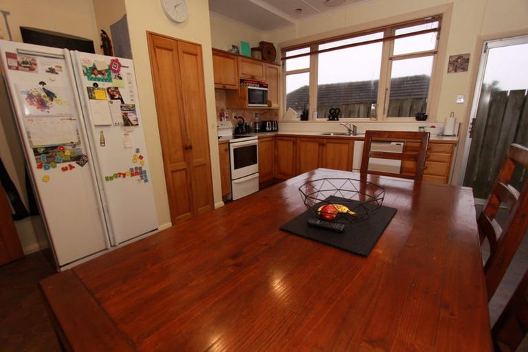 Photo of property in 9 Chesterton Street, Johnsonville, Wellington, 6037