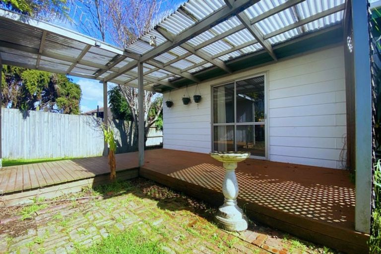 Photo of property in 4 Tree View Avenue, Glenfield, Auckland, 0629