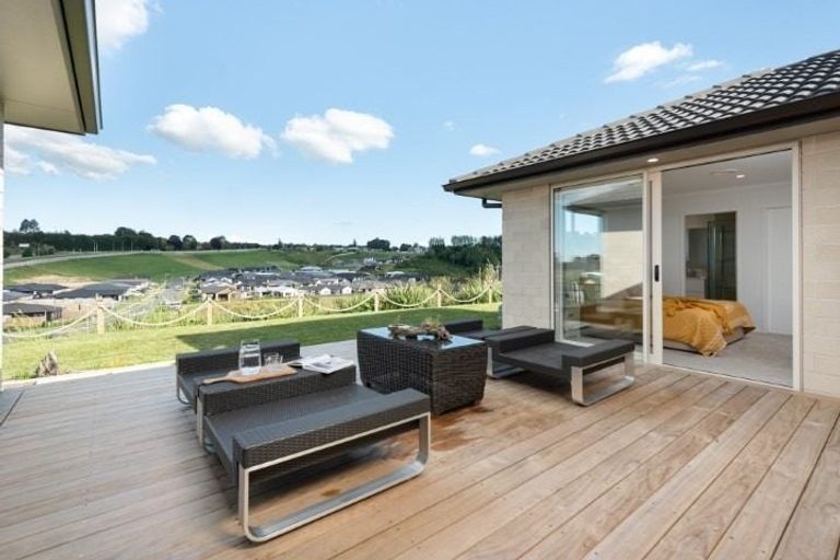 Photo of property in 26 Kiritiana Close, Pyes Pa, Tauranga, 3112