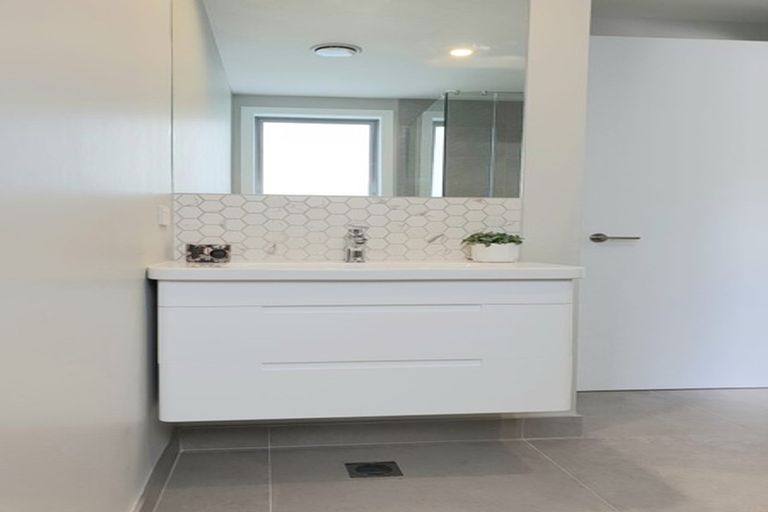 Photo of property in 7a Chamberlain Road, Karori, Wellington, 6012