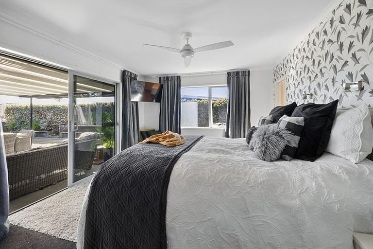 Photo of property in 58d Karamea Street, Whalers Gate, New Plymouth, 4310