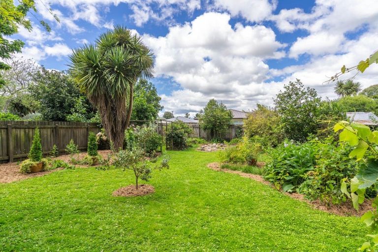 Photo of property in 129 Main Street, Greytown, 5712