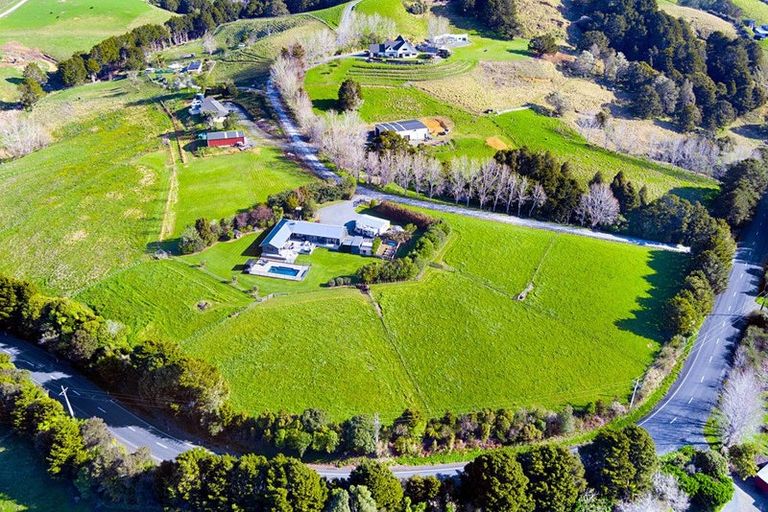 Photo of property in 538 Whangaripo Valley Road, Whangaripo, Wellsford, 0972