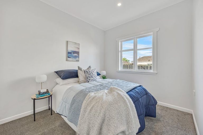 Photo of property in 1/11 George Street, Mangere East, Auckland, 2024