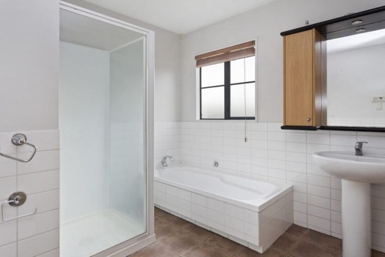 Photo of property in 209 Innes Road, St Albans, Christchurch, 8052