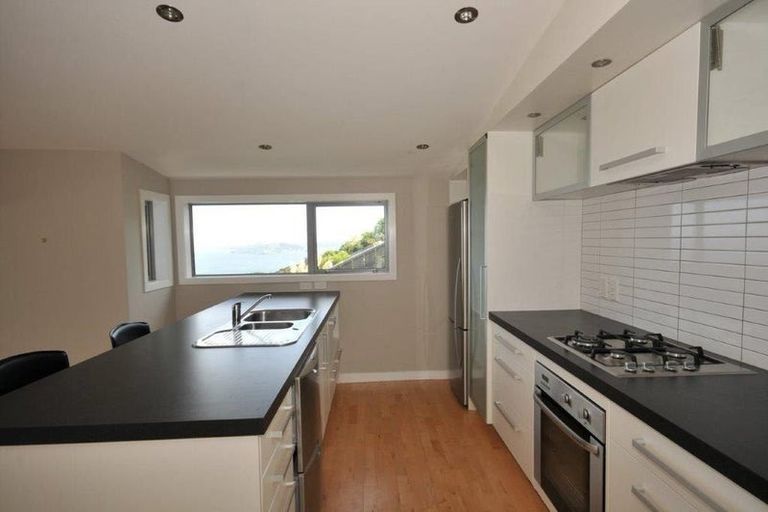 Photo of property in 12 Sunhaven Drive, Newlands, Wellington, 6037