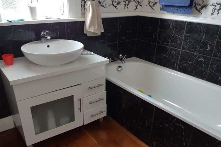 Photo of property in 13 Coradine Street, Masterton, 5810