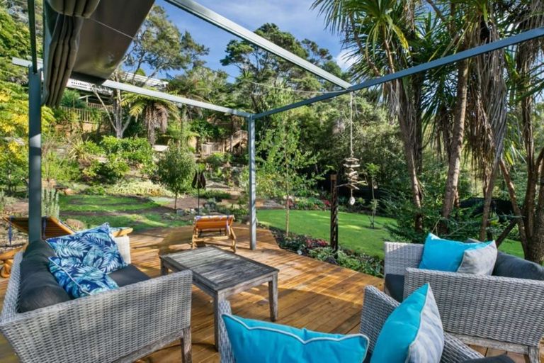 Photo of property in 10 Kia Ora Road, Beach Haven, Auckland, 0626