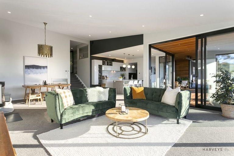 Photo of property in 182 Scenic Drive, Titirangi, Auckland, 0604