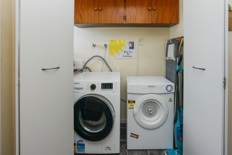 Photo of property in 8 Cardiff Place, Tamatea, Napier, 4112