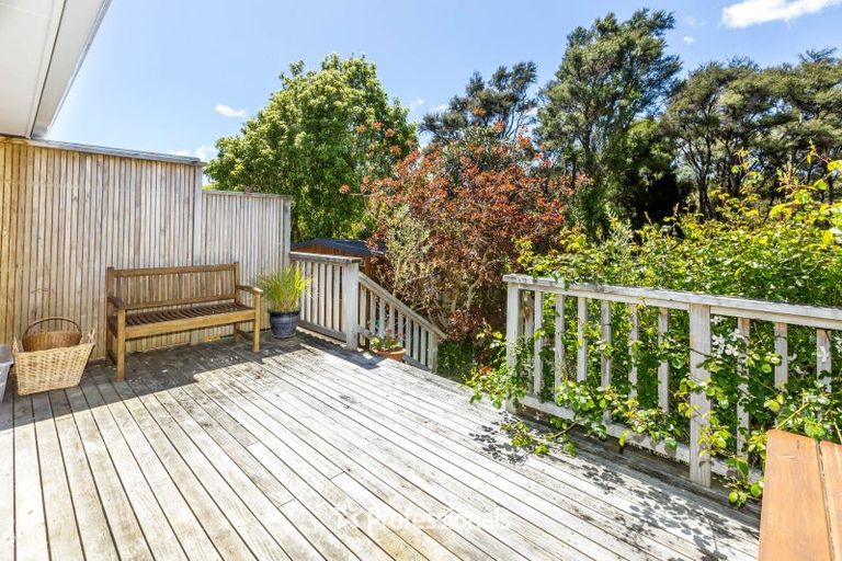 Photo of property in 37 Sunbrae Drive, Silverstream, Upper Hutt, 5019