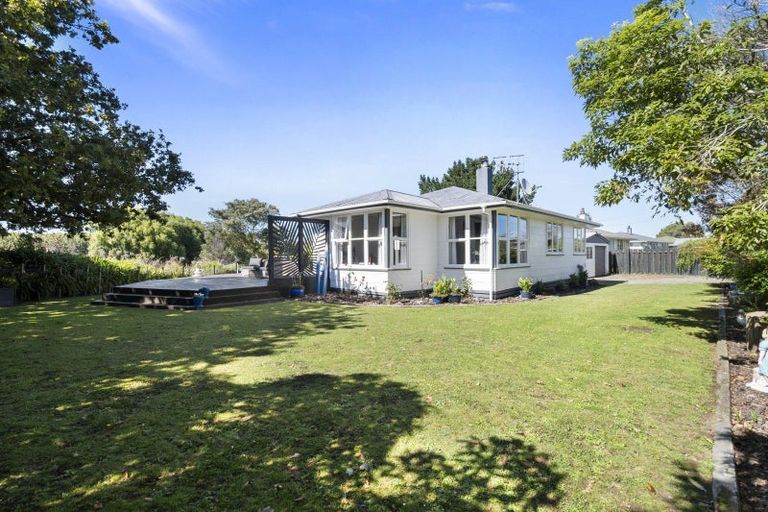Photo of property in 22 Ward Street, Bulls, 4818