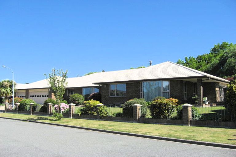 Photo of property in 18 Canon Stack Place, Kaiapoi, 7630