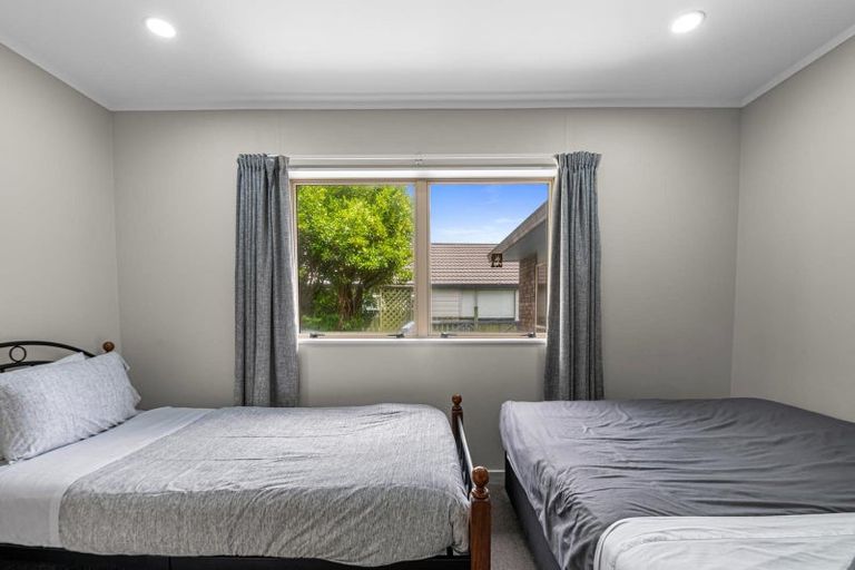 Photo of property in 19 Barraud Place, Pukehangi, Rotorua, 3015