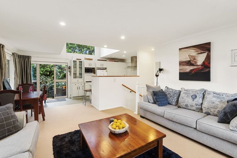 Photo of property in 43a Karu Crescent, Waikanae, 5036