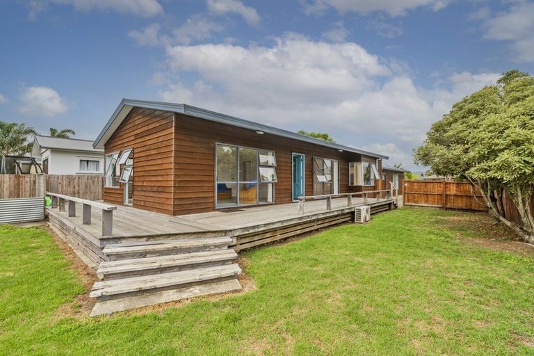 Photo of property in 13 Mayfair Close, Whitianga, 3510