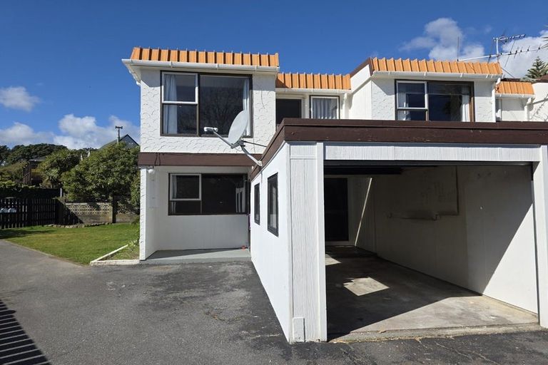 Photo of property in 9a Ash Grove, Ranui, Porirua, 5024