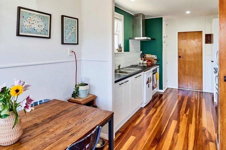 Photo of property in 49a Piko Street, Titahi Bay, Porirua, 5022