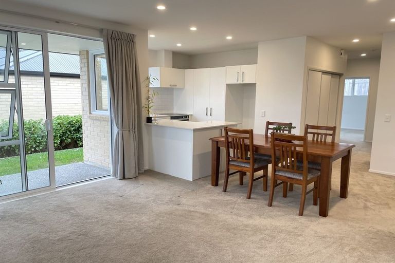 Photo of property in 53a Rodney Street, Howick, Auckland, 2014