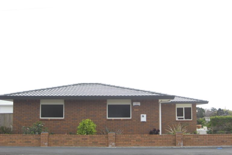 Photo of property in 154 Tukapa Street, Westown, New Plymouth, 4310