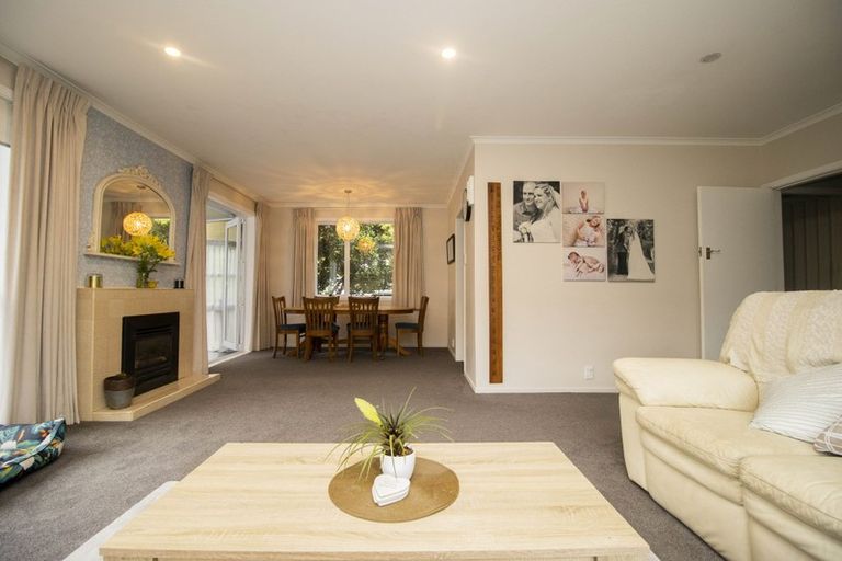 Photo of property in 10 Wallath Road, Westown, New Plymouth, 4310