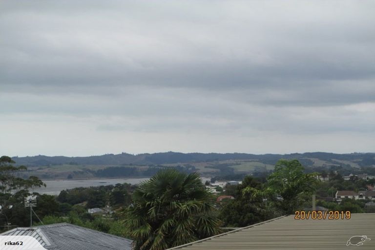 Photo of property in 71a Litten Road, Cockle Bay, Auckland, 2014