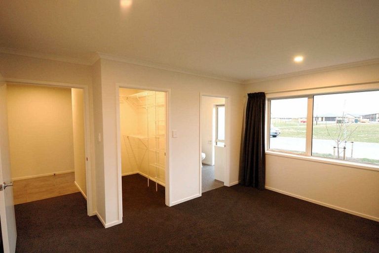 Photo of property in 27 Flint Road, Rolleston, 7614