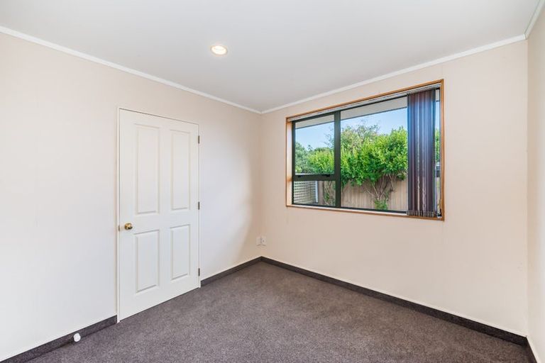 Photo of property in 144 Langdale Avenue, Paraparaumu, 5032