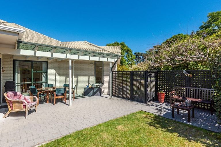Photo of property in 4 Maple Lane, Waikanae, 5036