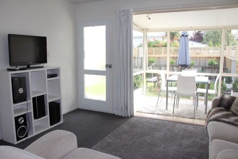 Photo of property in 3/10 Courtenay Street, St Albans, Christchurch, 8014