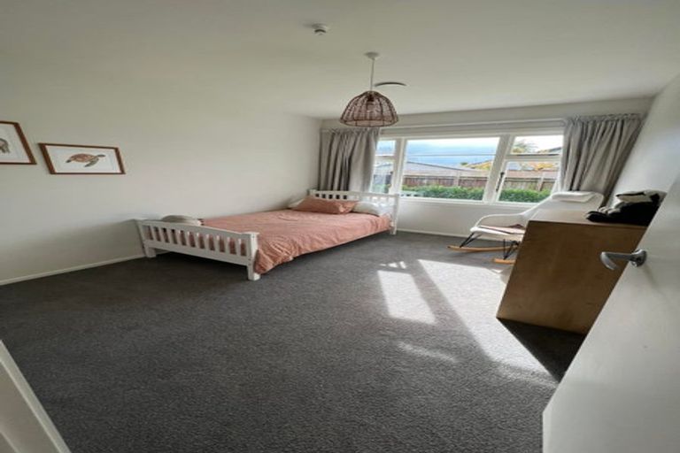 Photo of property in 69 Dunedin Street, Redwood, Christchurch, 8051