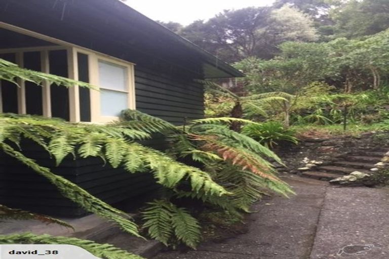 Photo of property in 86 Norton Park Grove, Waterloo, Lower Hutt, 5011