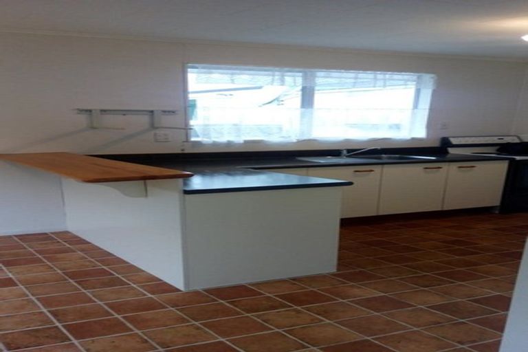 Photo of property in 22 Indiana Grove, Totara Park, Upper Hutt, 5018