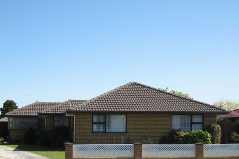Photo of property in 63 Lowry Avenue, Redwood, Christchurch, 8051