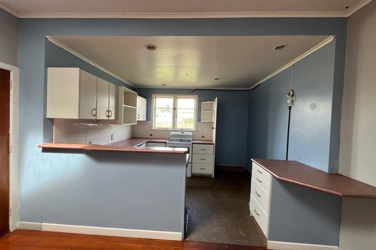 Photo of property in 28 Carruth Road, Papatoetoe, Auckland, 2025