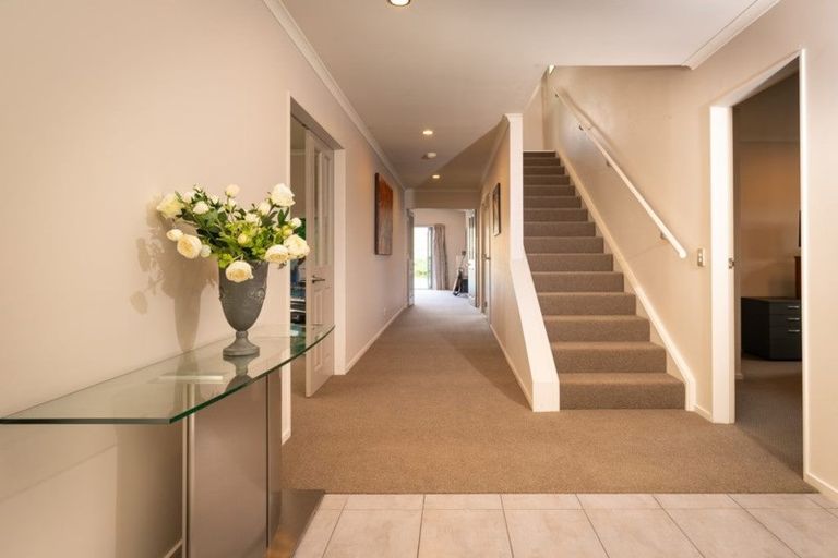 Photo of property in 19 San Priamo Place, Paraparaumu Beach, Paraparaumu, 5032