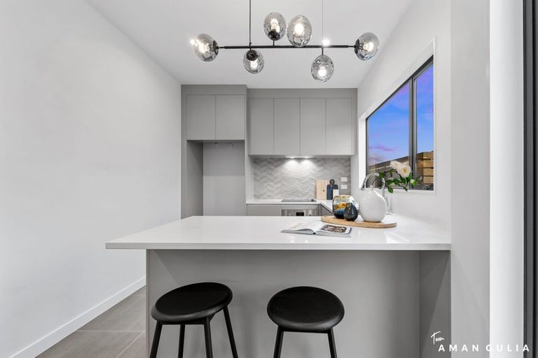 Photo of property in 7e Poto Street, Te Atatu South, Auckland, 0610