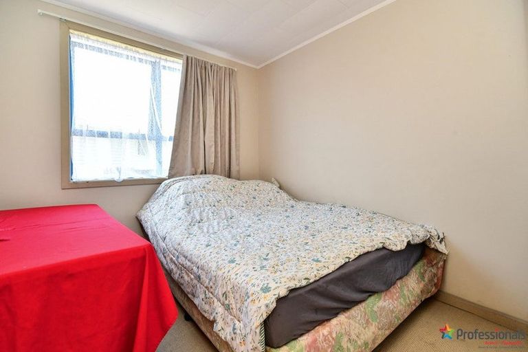 Photo of property in 27 Kivell Close, Mangere East, Auckland, 2024