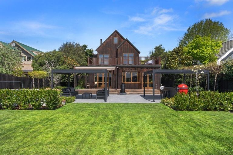 Photo of property in 81 Glandovey Road, Fendalton, Christchurch, 8052