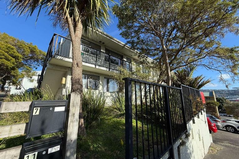 Photo of property in 8/4 Derby Street, Mount Victoria, Wellington, 6011