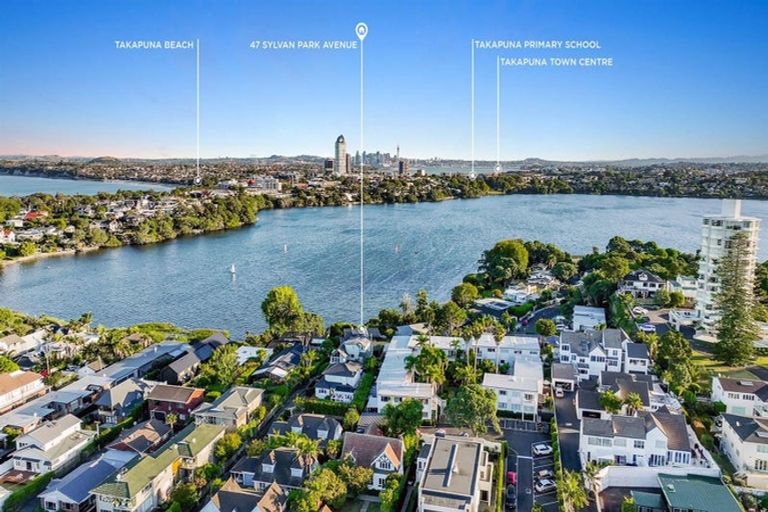 Photo of property in 47 Sylvan Park Avenue, Milford, Auckland, 0620