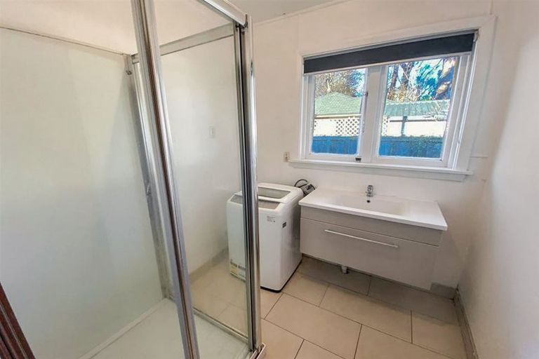 Photo of property in 65 Yaldhurst Road, Sockburn, Christchurch, 8042
