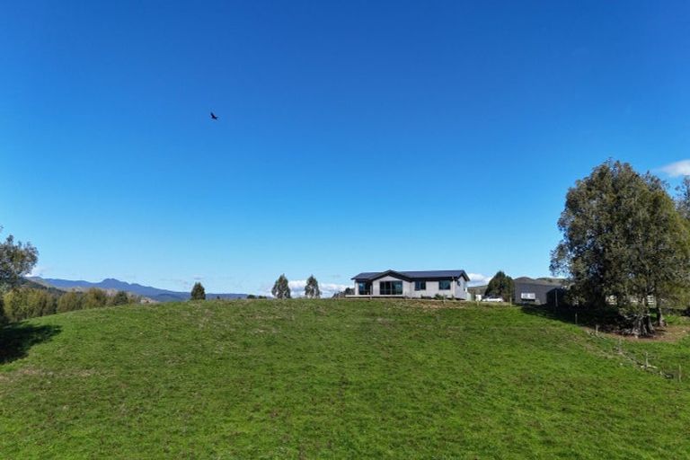 Photo of property in 305 Waitetuna Valley Road, Waitetuna, Raglan, 3295