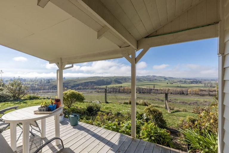 Photo of property in 208 Pukeora Scenic Road, Waipukurau, 4281