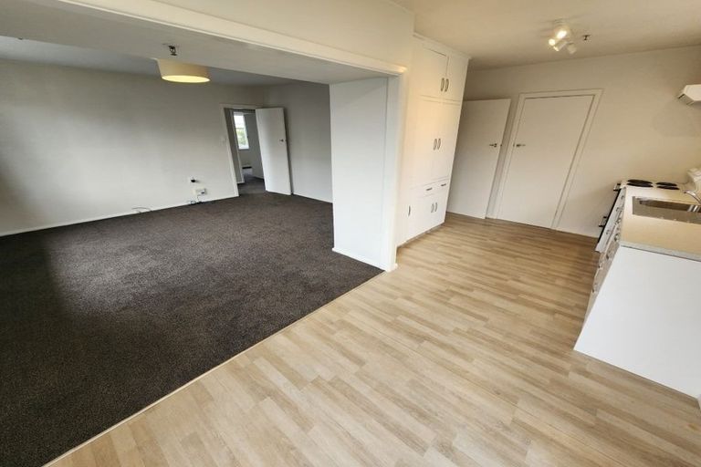 Photo of property in 176 Springs Road, Hornby, Christchurch, 8042