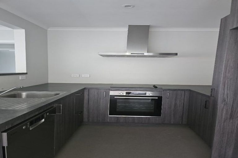 Photo of property in 15 Westminster Road, Wainuiomata, Lower Hutt, 5014