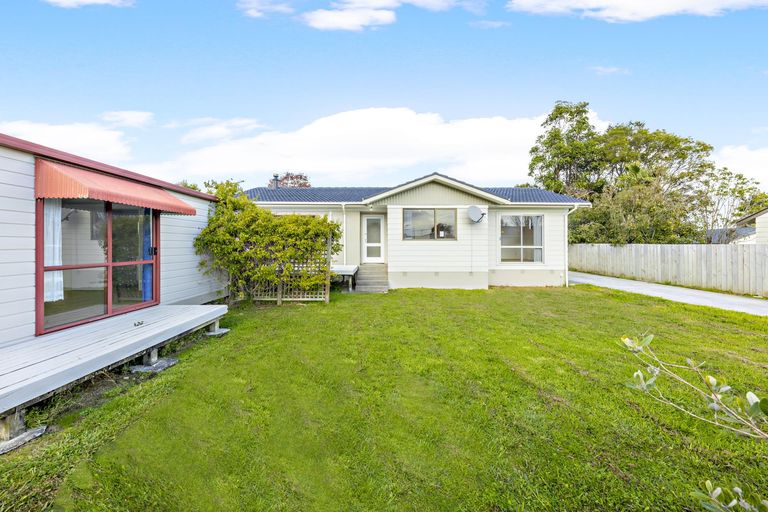 Photo of property in 4 Romilly Court, Papakura, 2110