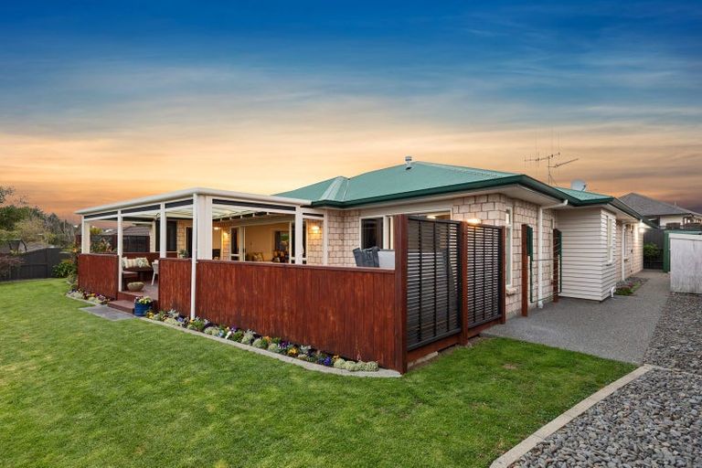 Photo of property in 24 Woodleigh Place, Ohauiti, Tauranga, 3112