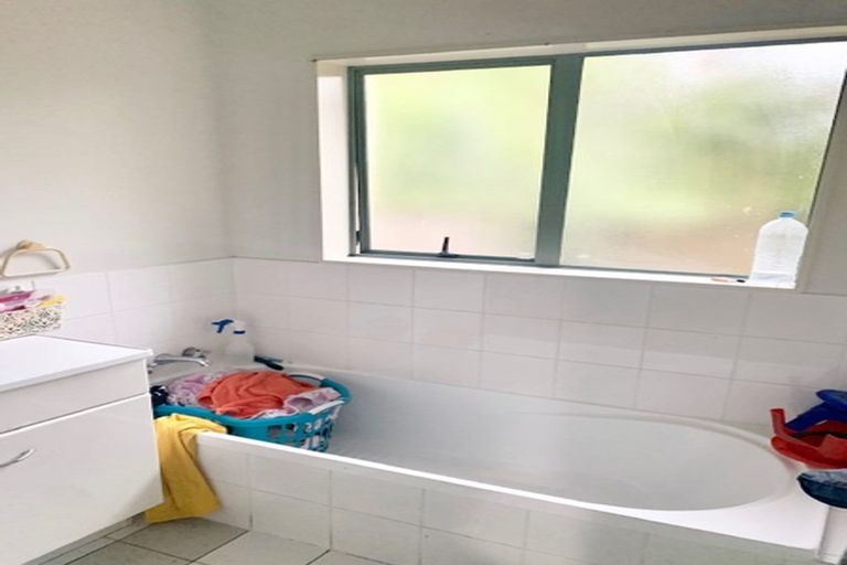 Photo of property in 18/43 Fruitvale Road, New Lynn, Auckland, 0600