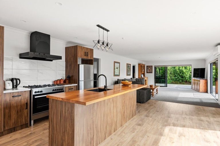 Photo of property in 115c Main Road, Makaraka, Gisborne, 4010